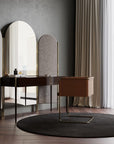 Sa table de dressing